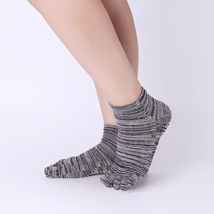 グリップ付き滑り止めヨガソックス 女性用男性用通気性のあるつ - Grip Sock Yoga のレビューと価格